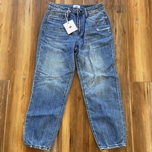 NWOT Signature I&M Blue Jeans Womens Size 28 Inch Waist